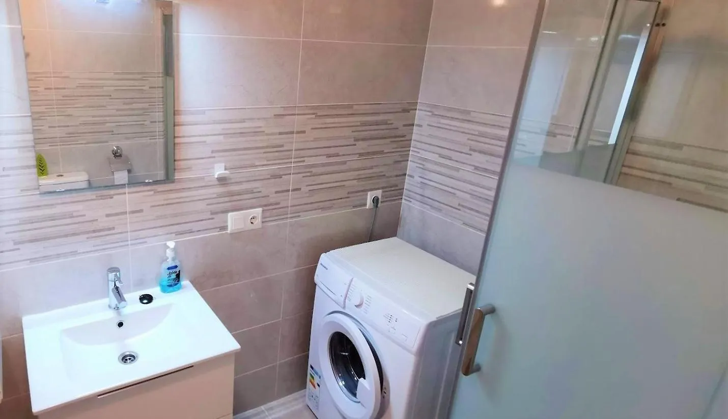 Benalmadena Front Line Sea View 1 Bedroom Large Apartment