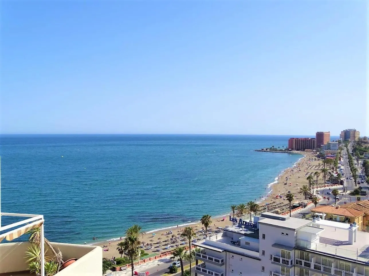 Benalmadena Front Line Sea View 1 Bedroom Large Apartment